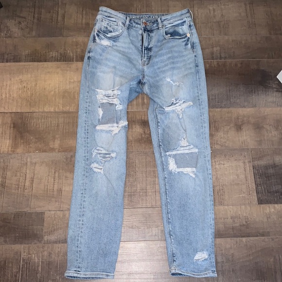 American eagle women’s mom jean. - Picture 1 of 4